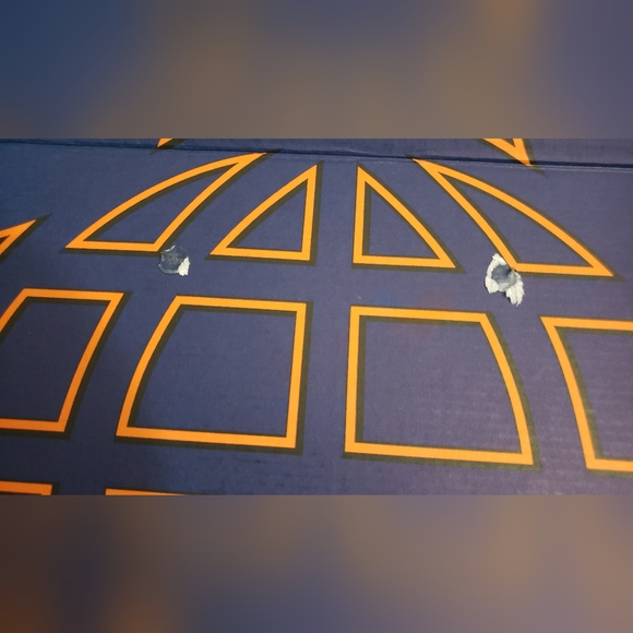 BUNDLE - Disney D23 (2023) metal retro lunchbox, record, and pendant - Picture 7 of 7